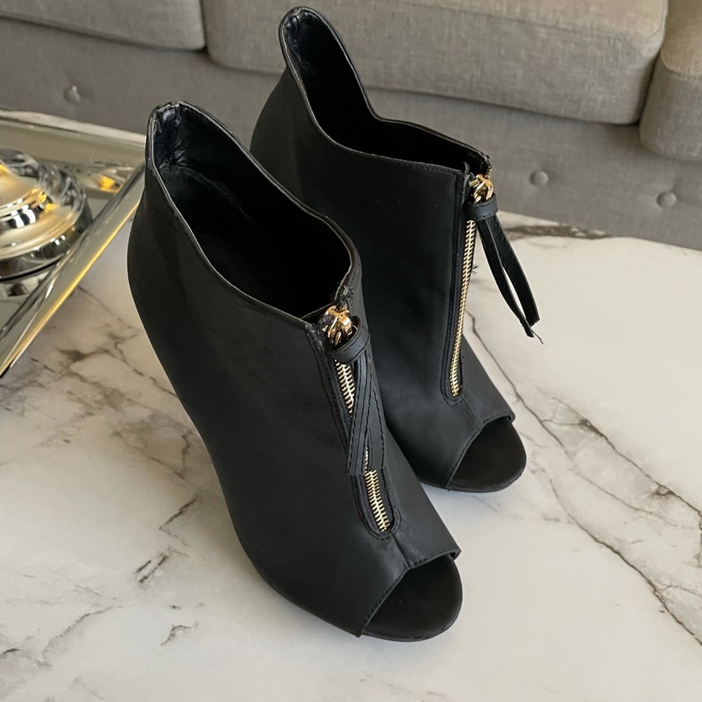 Wild Diva Zip Up Booties